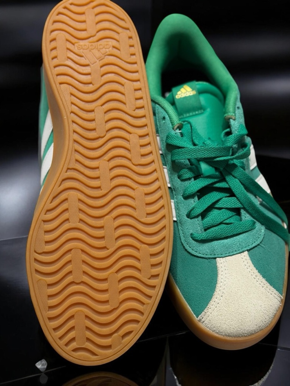 NWT Adidas VL Court 3.0 Green White Gum Suede Retro Terrace Sneakers - Picture 7 of 7